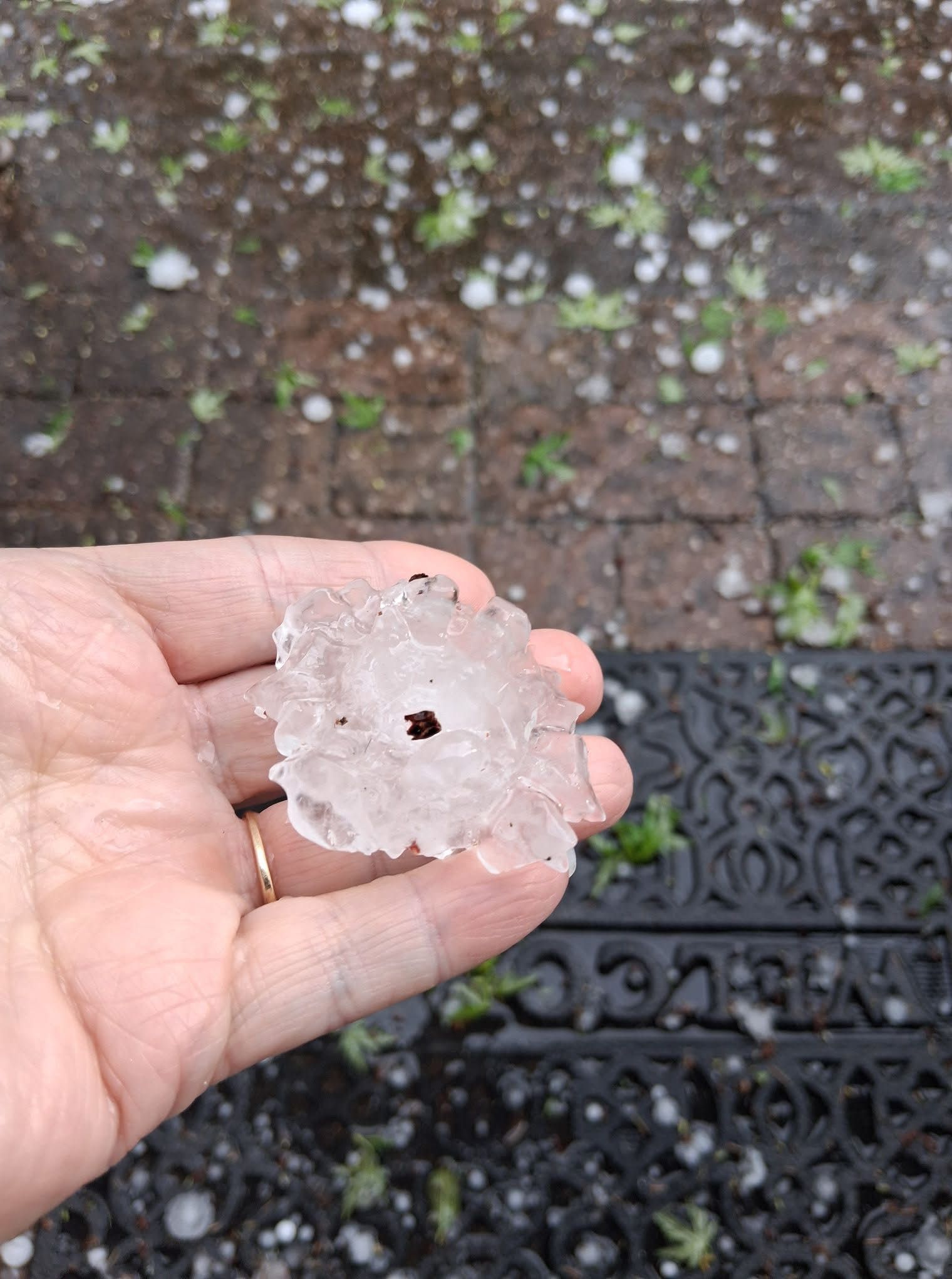Metal Roof Hail Damage Guide for Yeoman Homeowners